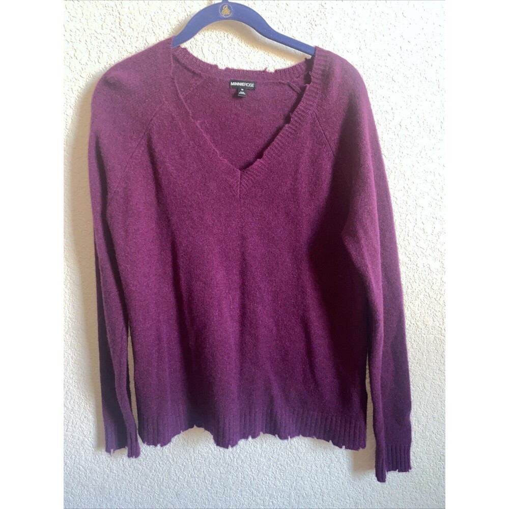 Minnie Rose Sweater 100% Cashmere Frayed V purple Preppy Cozy Purple Soft lagen
